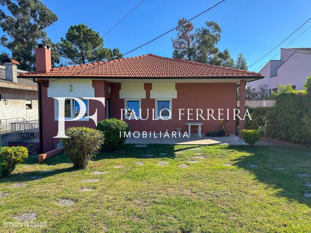 Moradia T3+1 junto ao centro de Famalicão - Grande imagem: 5/24