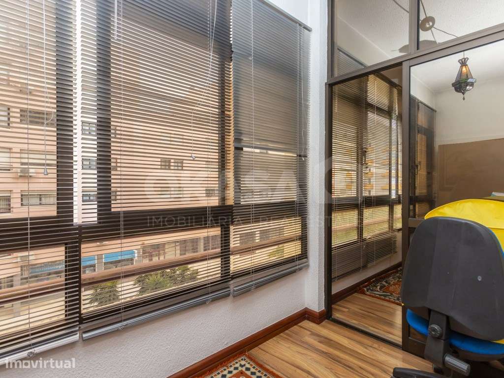 Apartamento T4 ,Bairro do Liceu , Setúbal-18