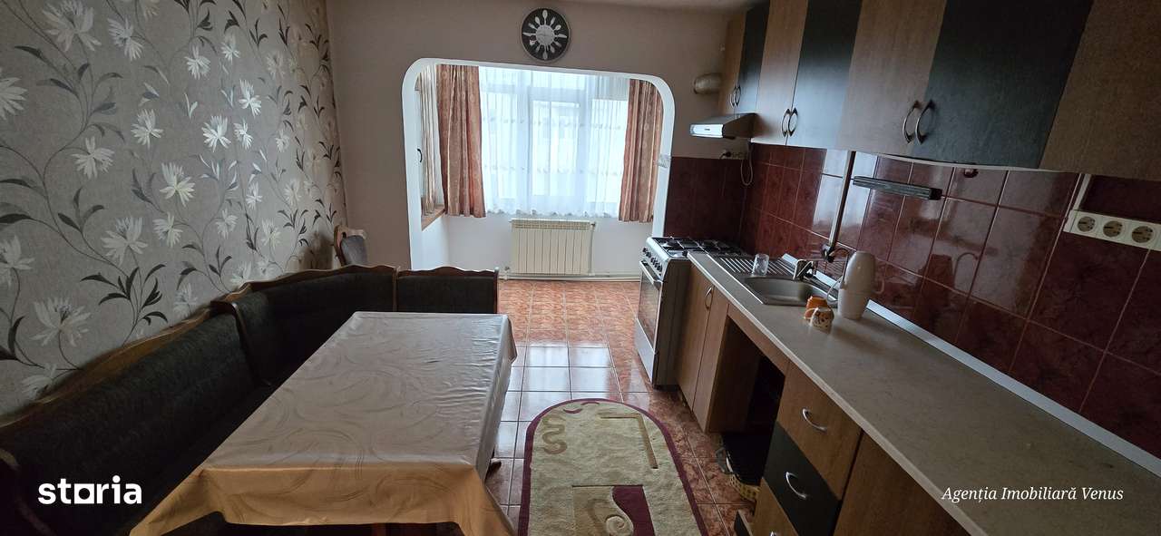 Apartament 4 camere Parc Curcubeul - Imagine principală: 3/8