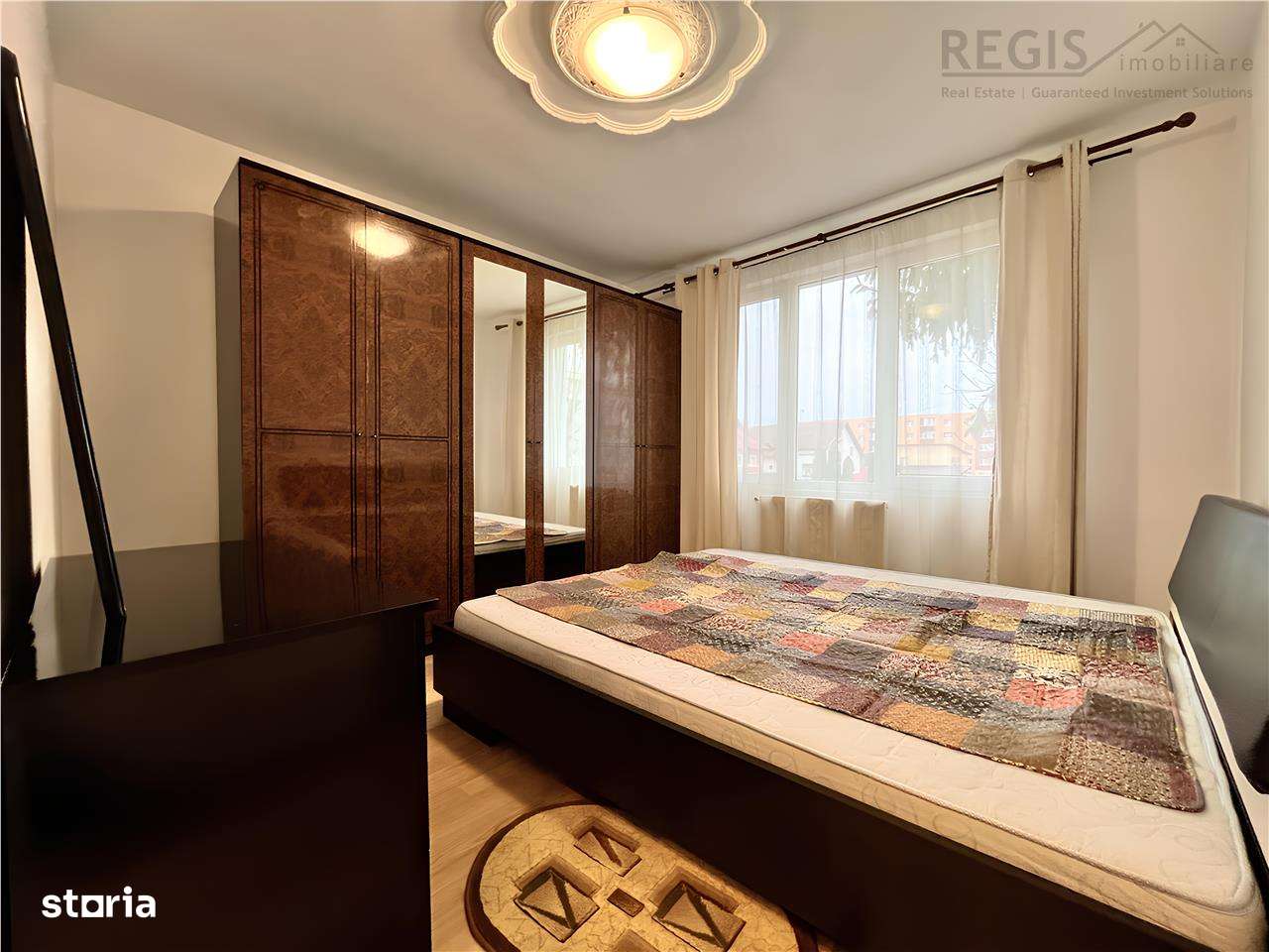 Apartament Decomandat cu 3 Camere si Parcare in Tractorul - Imagine principală: 5/9