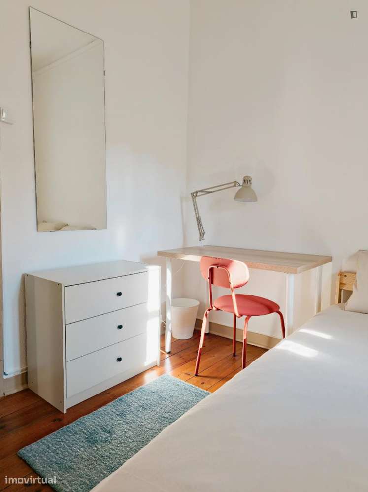 Quarto - localizado em Avenida da Liberdade Lisbon - Grande imagem: 2/10