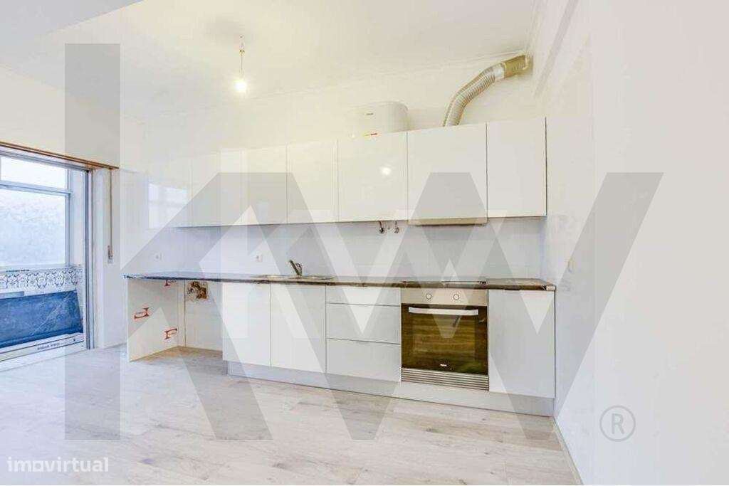 T1+1 renovado na Póvoa de Santo Adrião. Excelente oportunidade! - Grande imagem: 3/25