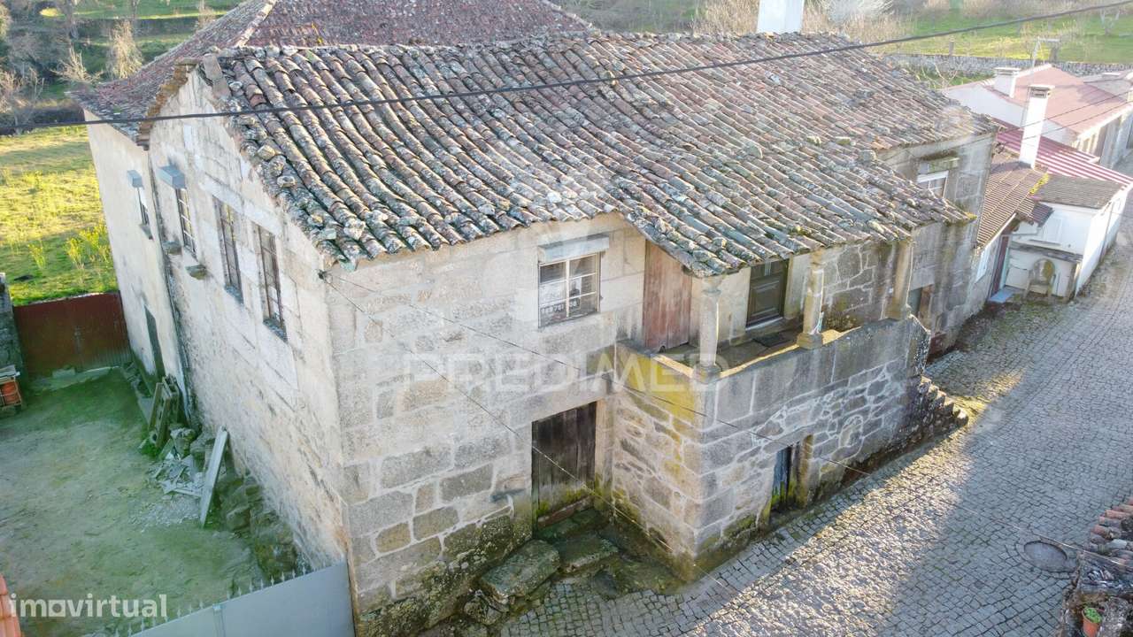 Moradia na Torre do Terrenho Para reabilitar - Grande imagem: 4/7