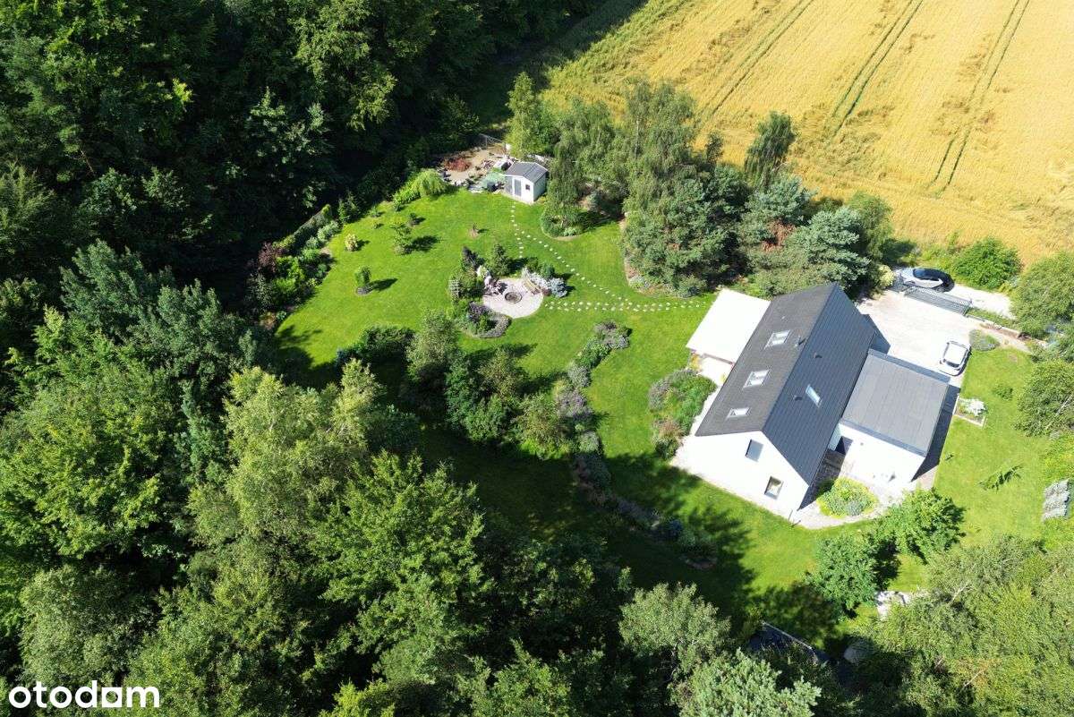 Dom wolnostojący z pięknym ogrodem Szemud-17