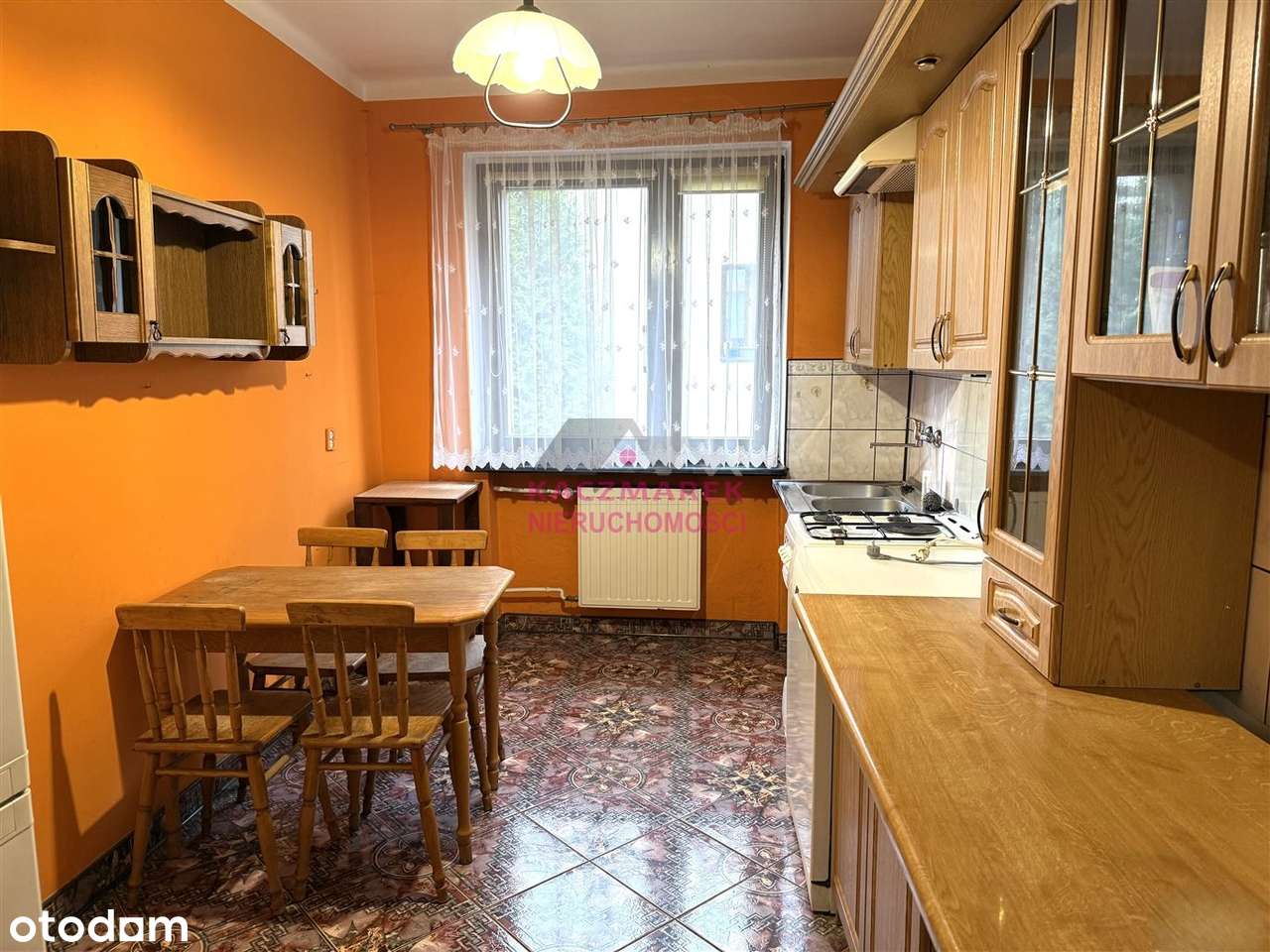 Dom w pożądanej lokalizacji!-3