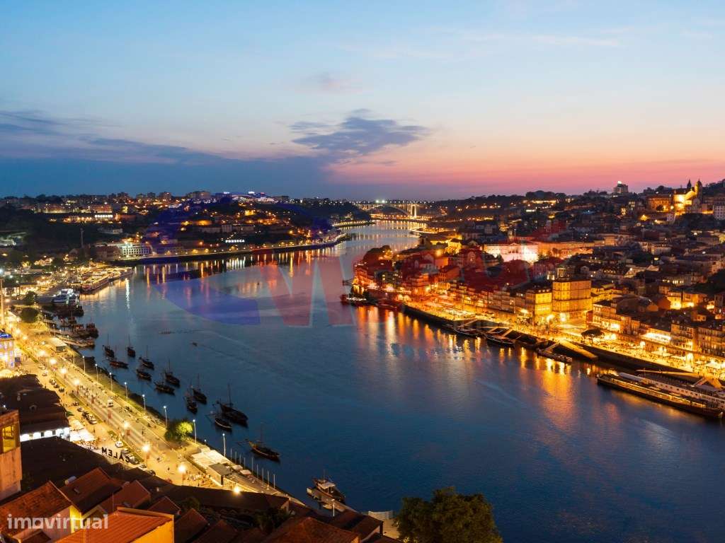 Apartamento T3 Oliveira do Douro-14