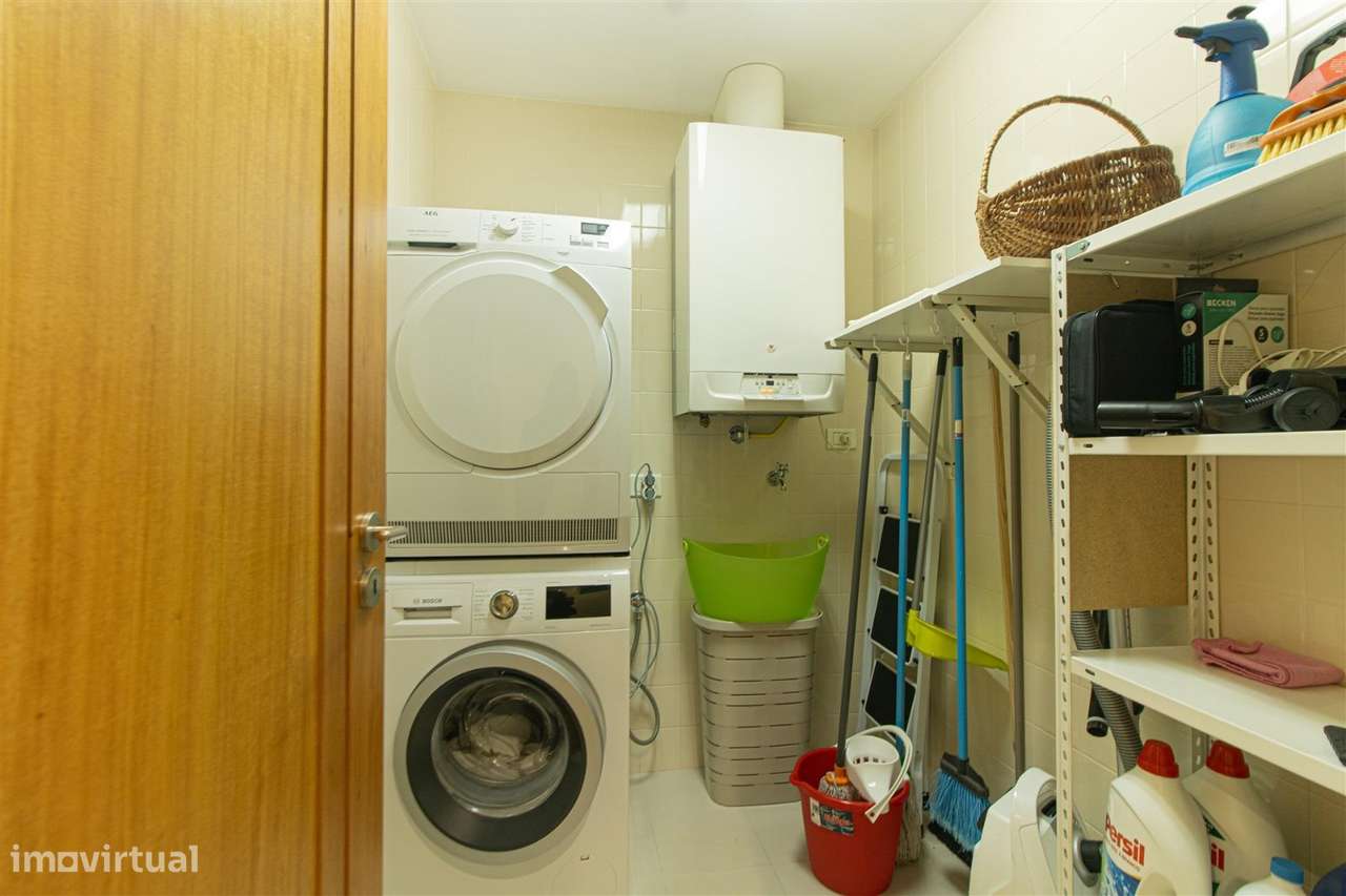 Apartamento T4, Abelheira-23