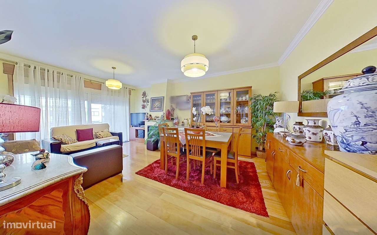 T2 Varanda | Suite | Garagem-3