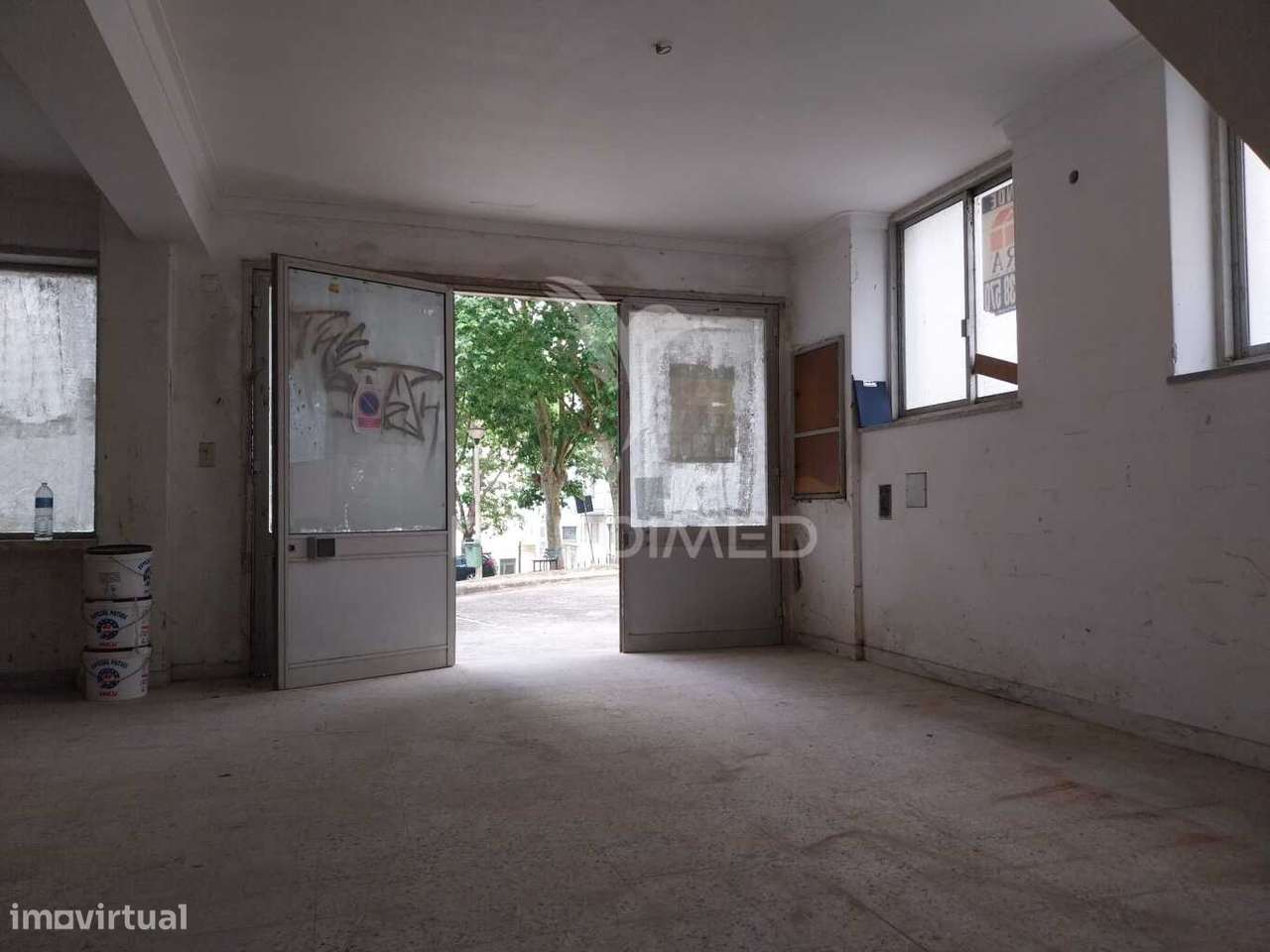 Loja Agualva-Cacém - 210 m2 - Grande imagem: 2/15