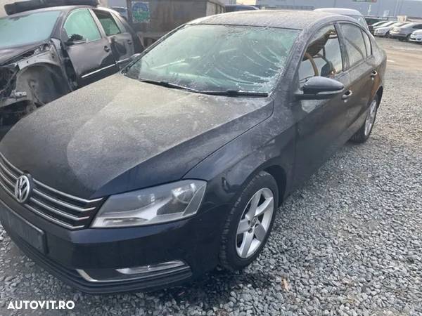 Dezmembrez VW Passat B7 Automat DSG 2.0 Euro 5 Plus - 4