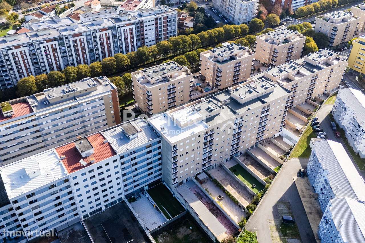 Apartamento T5 em S.Victor-54