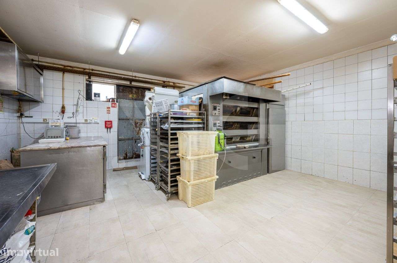 Trespasse De Pão-Quente - Confeitaria nos Altos - Maia-20