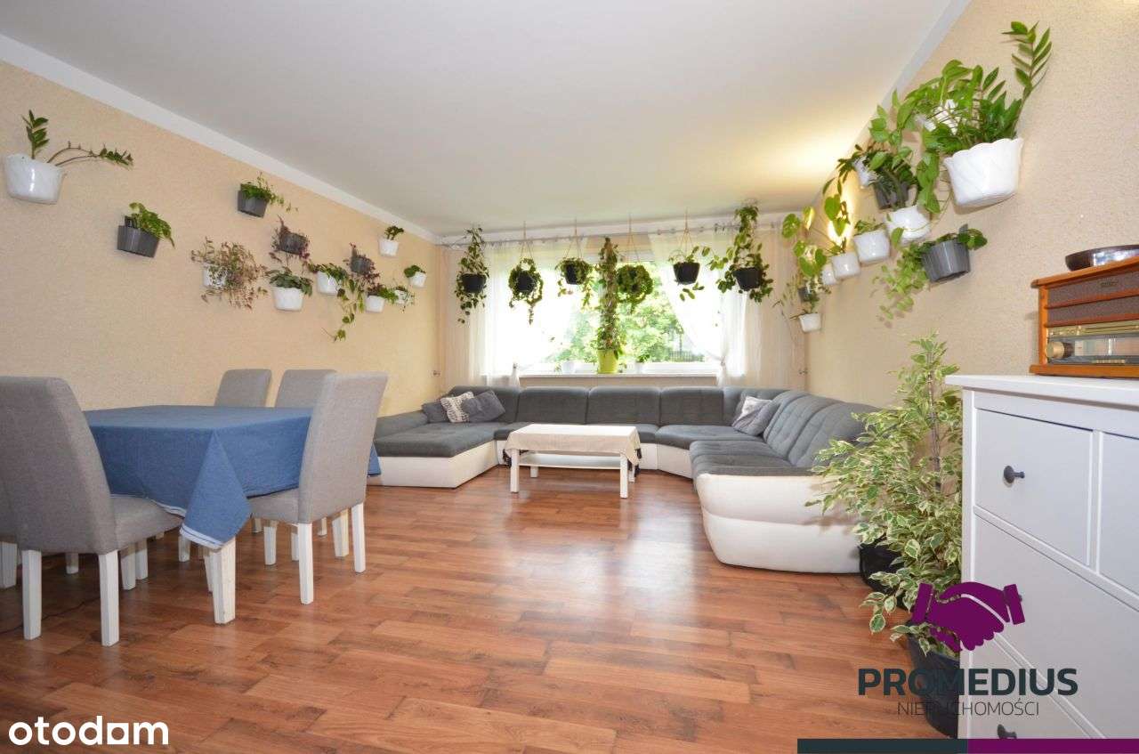 4 pokojowe mieszkanie z loggią, piwnicą i garażem-1