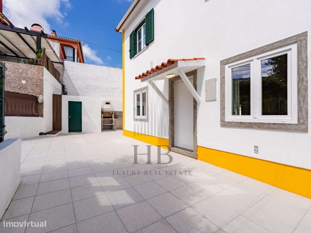 Andar de Moradia T2 + Anexo T1 Independente | Vista Mar e Serra | P...-8
