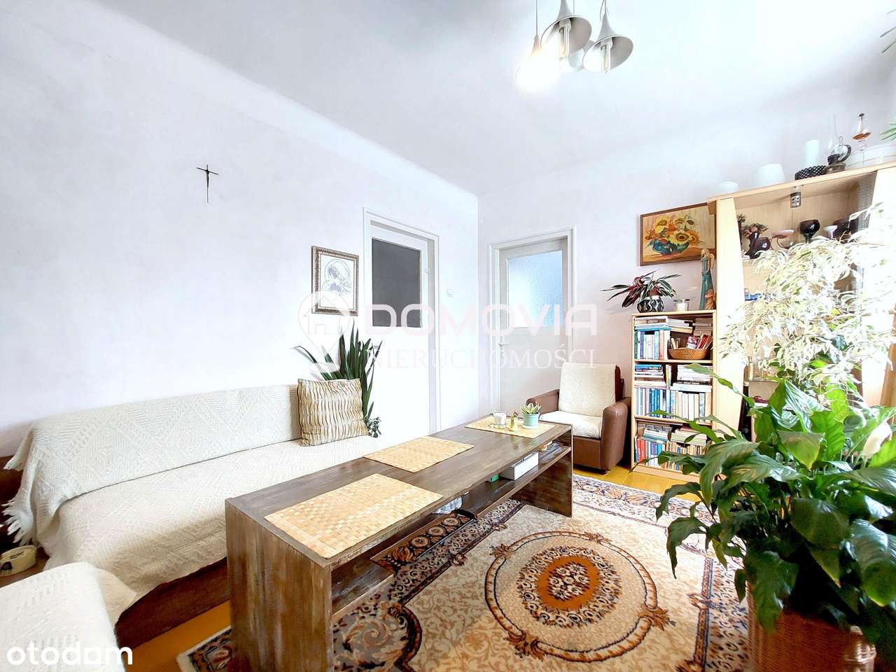 Dom otoczony zielenią blisko Starówki Zamość-14