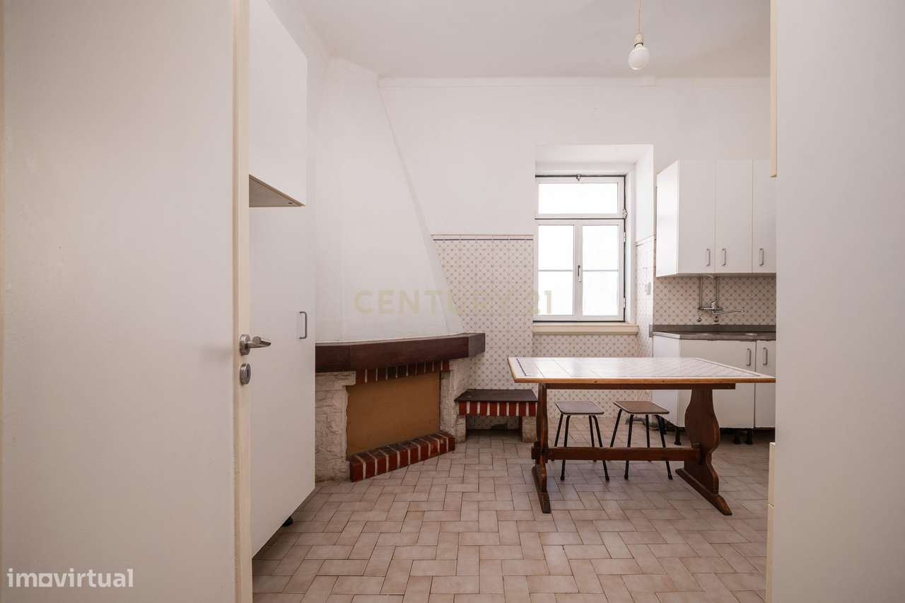 Apartamento T3+1 com varanda | Rua Guerra Junqueiro, Coimbra-7