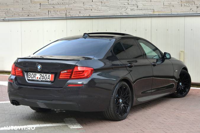 BMW Seria 5 520d Sport-Aut. - 10