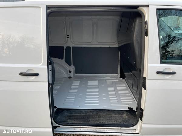 Volkswagen Transporter - 10