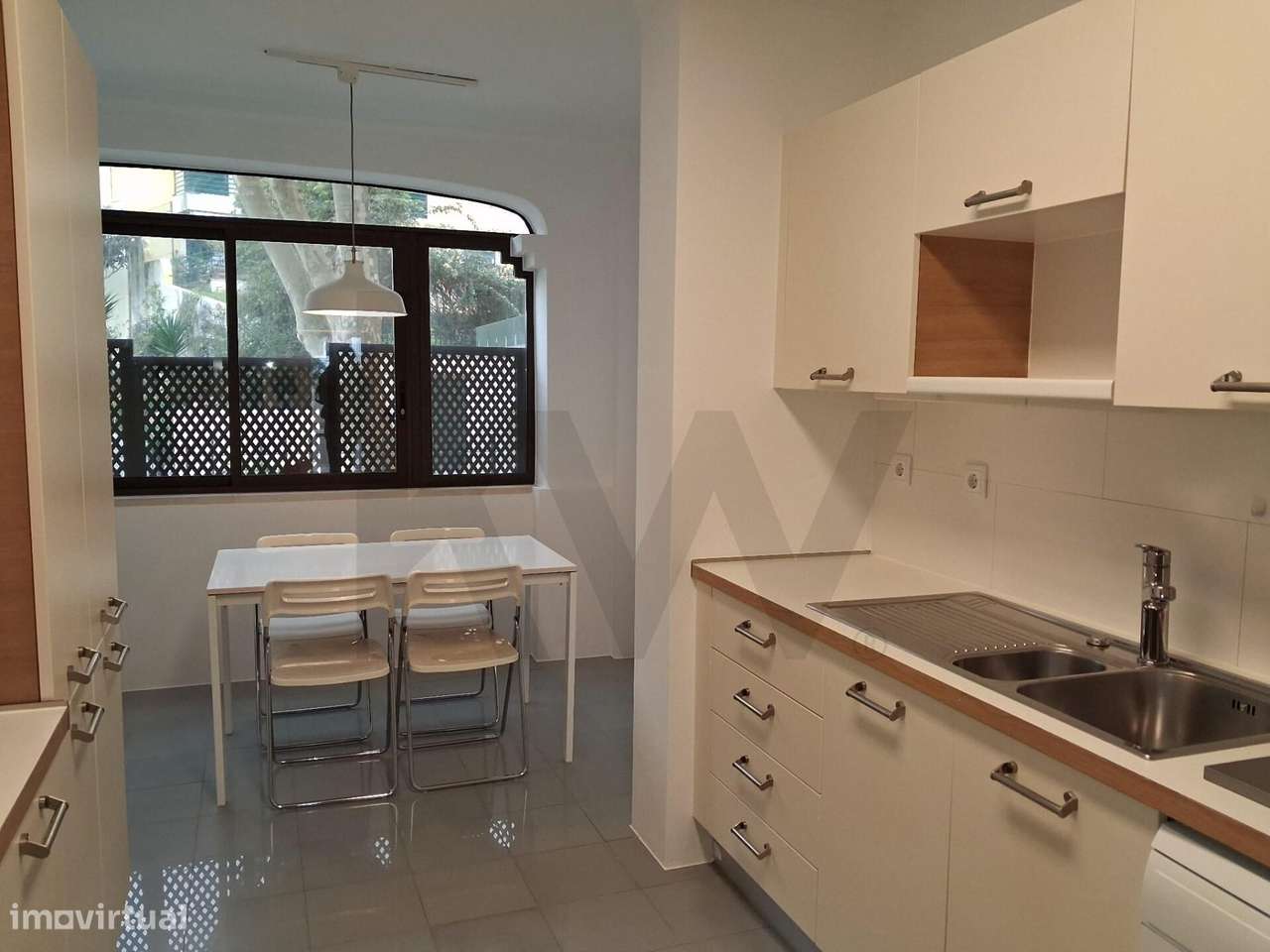 Venda de apartamento T3 em condomínio, no Monte Estoril, Cascais-12