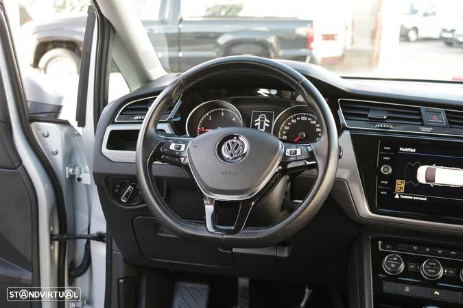 VW Touran 1.6 TDI Confortline - 35