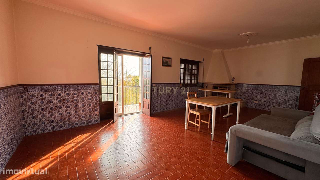 Moradia T5 com Terreno Generoso  - Mafra-43