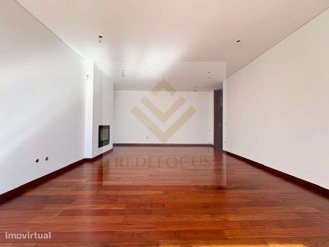 Apartamento T3 com terraços num condomínio reservado em Cortegaça - Grande imagem: 3/27