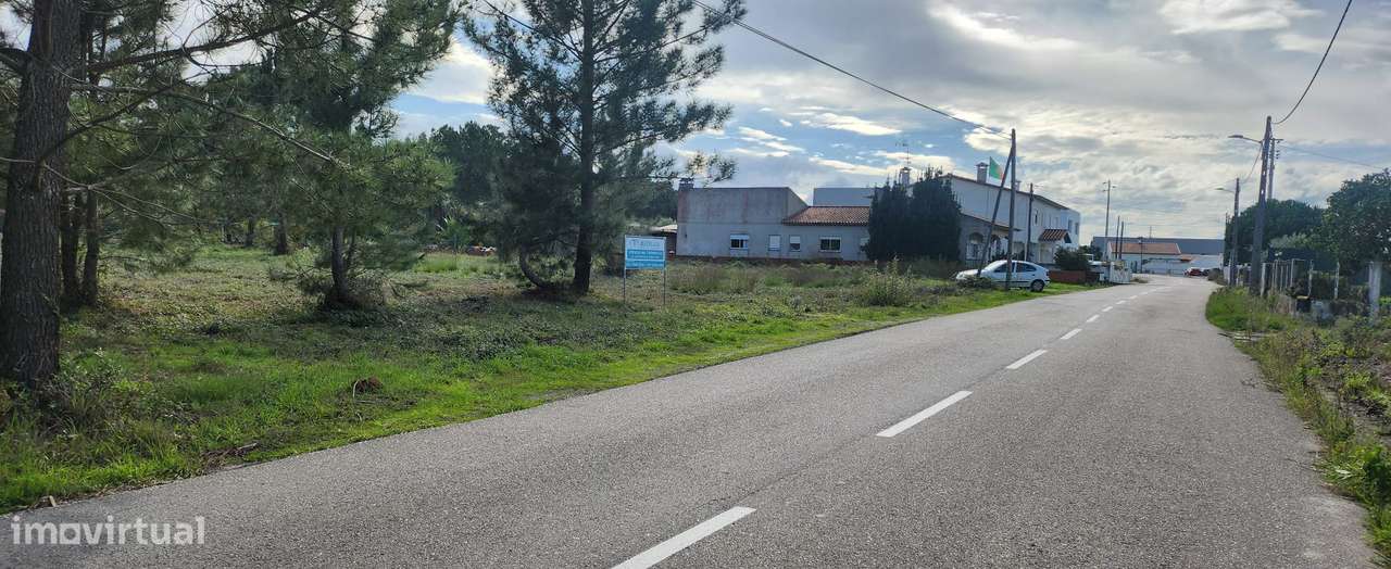 RESERVADO-Extenso terreno p/ comércio, industria ou habitação,Comeira! - Grande imagem: 5/10