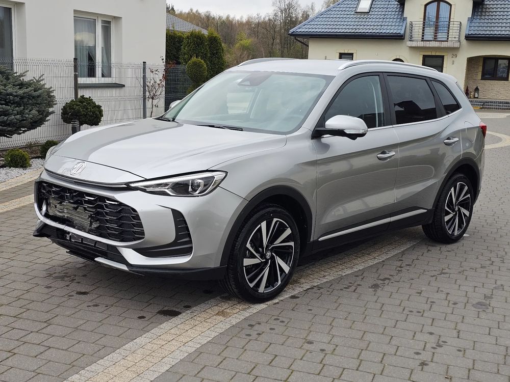 MG ZS 2025