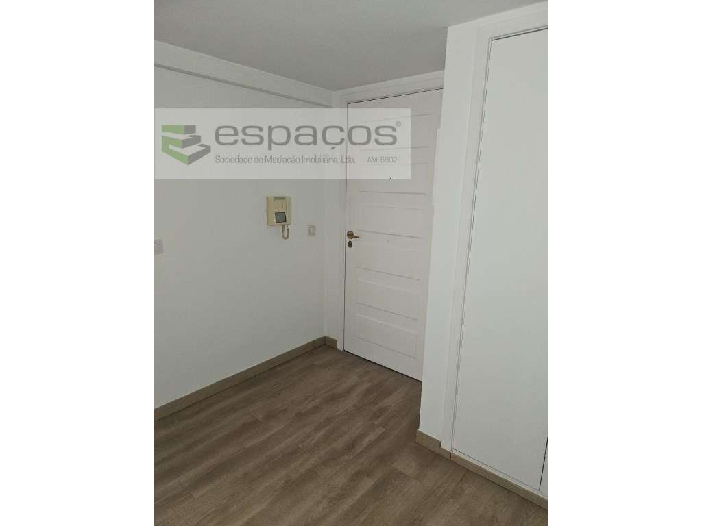 T1 em Xabregas- Beato - Grande imagem: 4/11