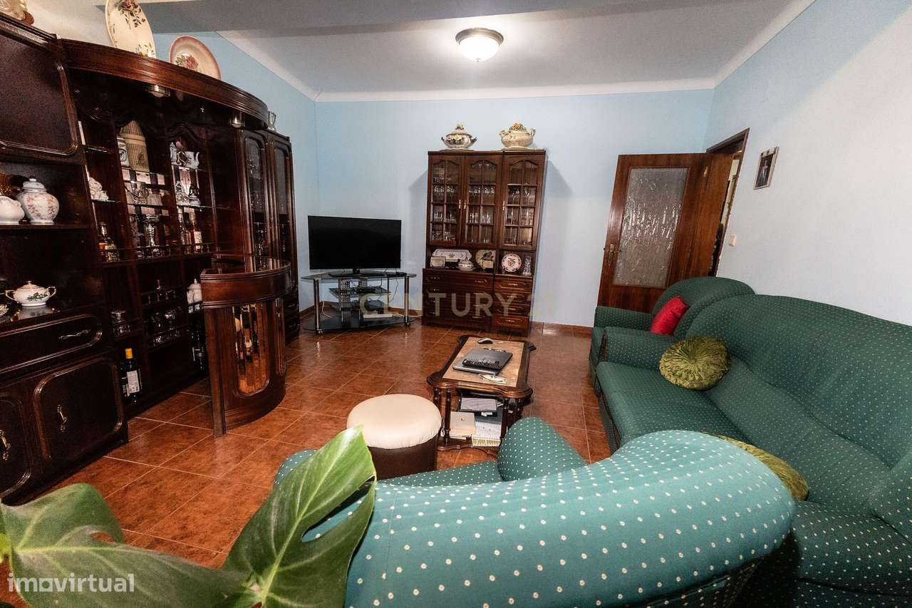 Moradia T3 com quintal, garagem e anexos no centro de Ervidel-28