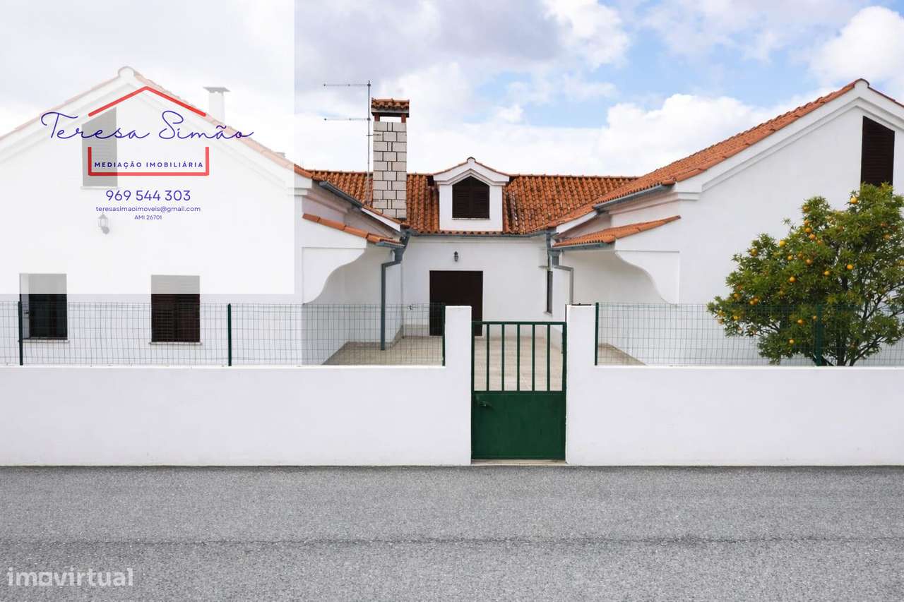 Moradia t8 em Peraboa-18