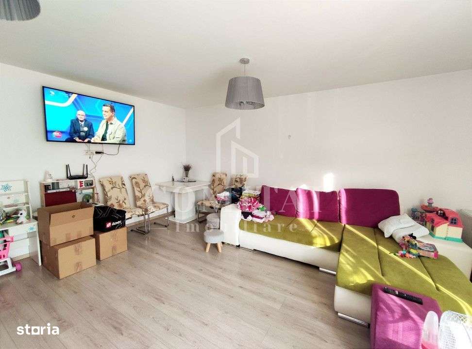 Apartament 3 camere | Etaj intermediar | Zona Porii - Imagine principală: 5/7