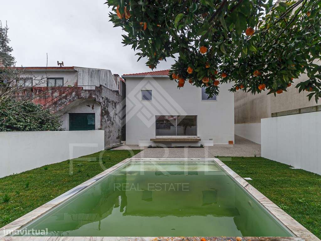 T3 com Piscina em Plena Cidade de São João da Madeira-33