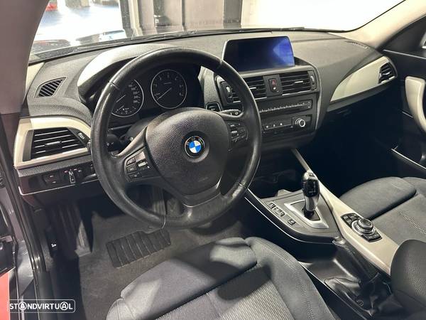 BMW 116 d Aut. Sport Line - 24