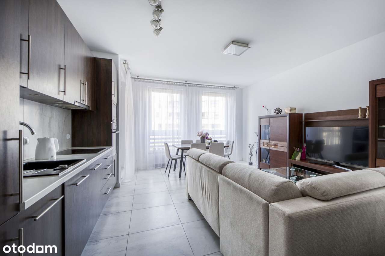 ul. Kolska, apartamentowiec, 3 pokoje, 2 balkony, m.postojowe, komórka-1