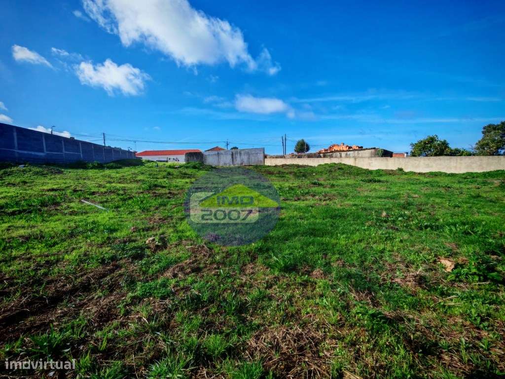 Terreno com projeto para 2 moradias - Grande imagem: 5/10