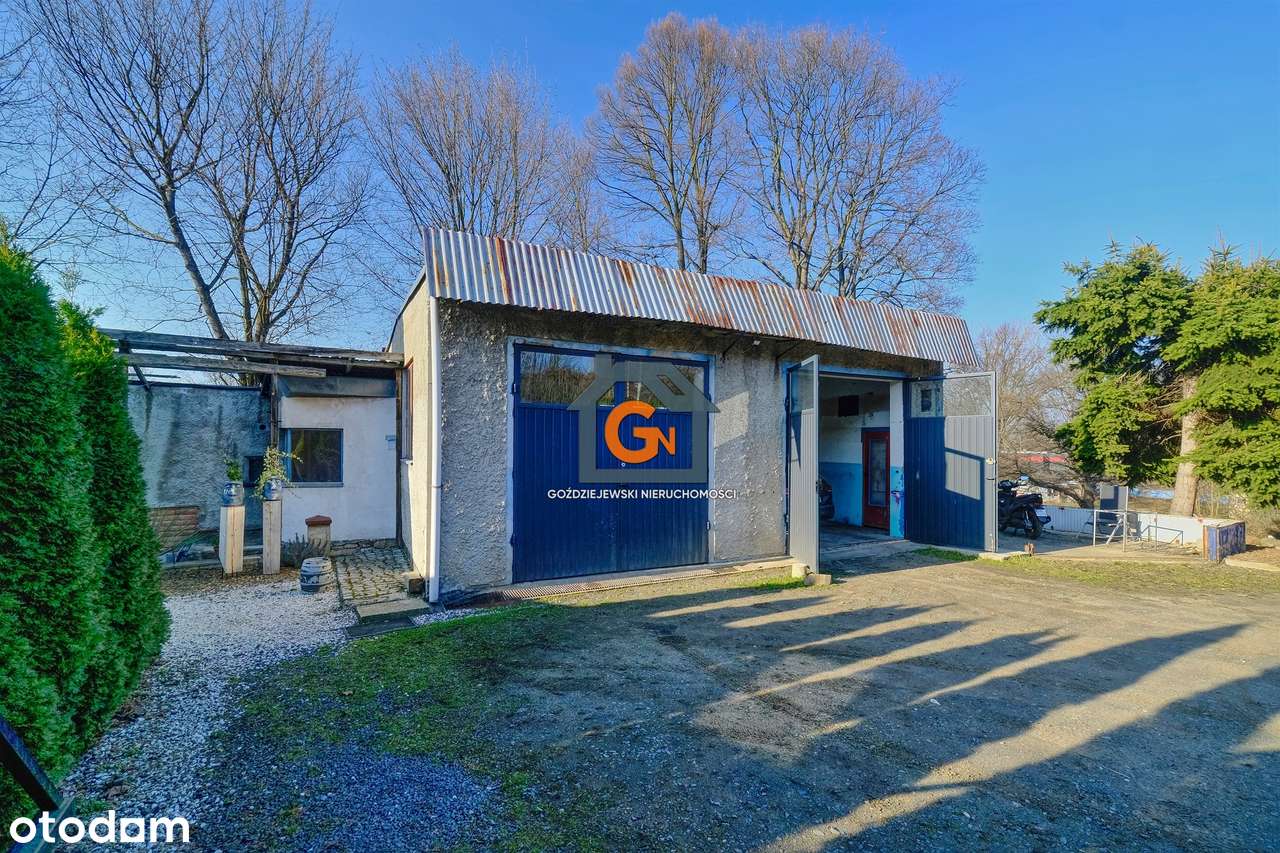 Sprzedam dom z budynkiem pod działalność usługową-17