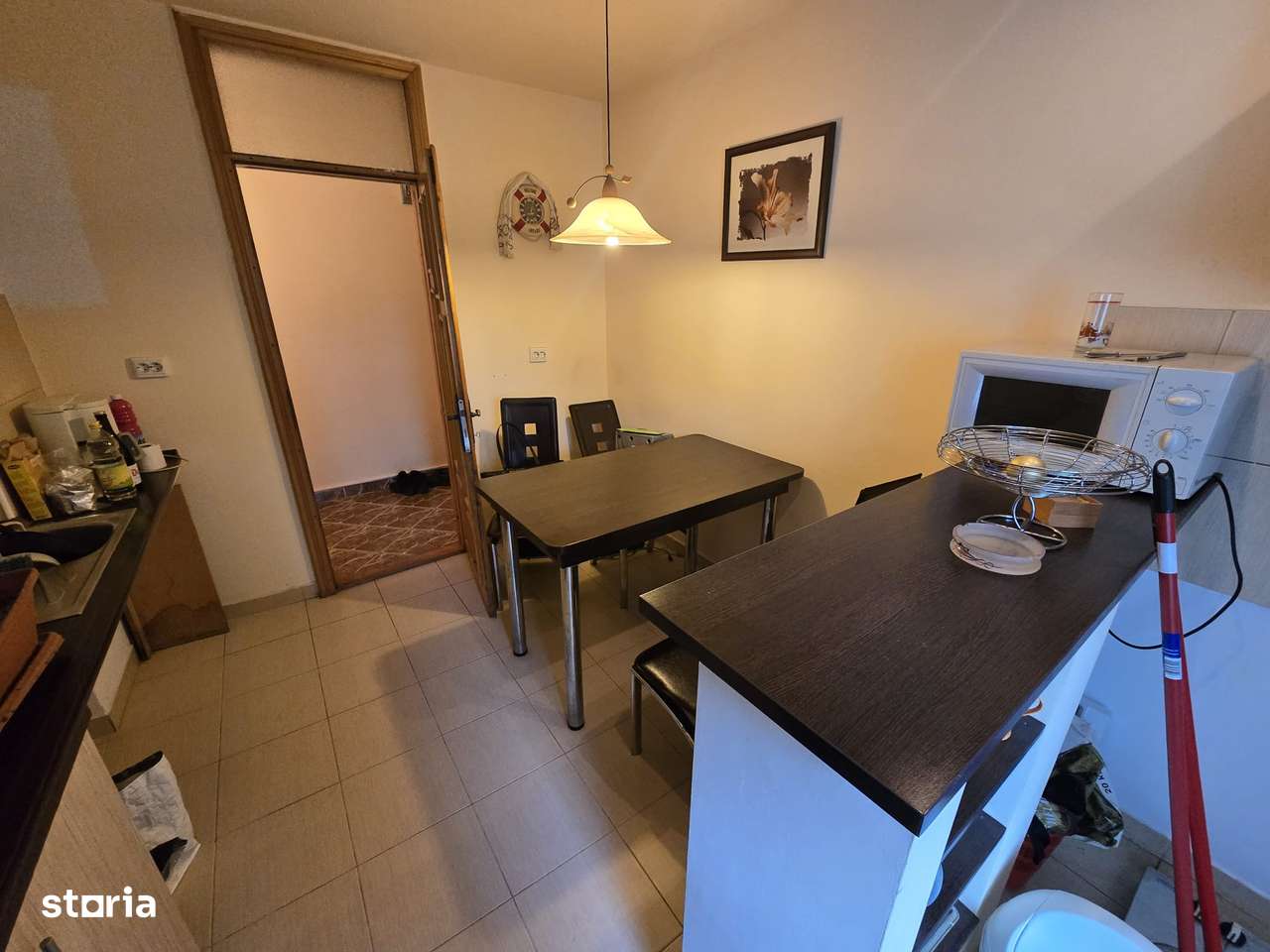 Reșița, apartament 4 camere, 98 mp, etj. 2, Govândari, zona Micro IV-5
