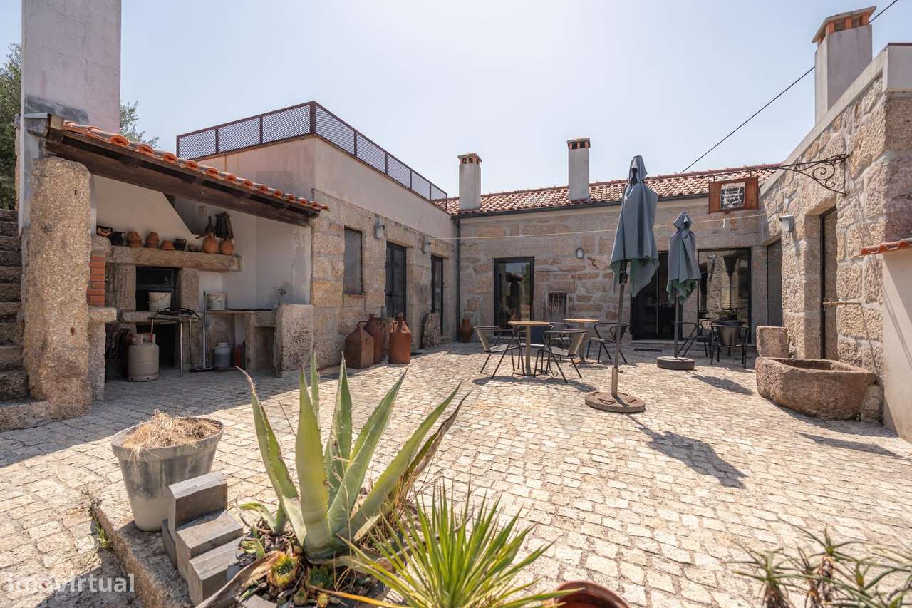 Moradia | Alojamento Local | Café Atelier | Piscina | Garagem | Ruína-48