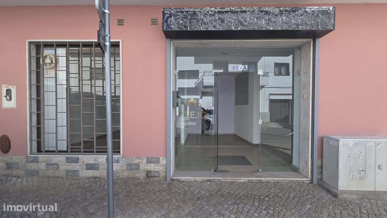 Loja Fantastica Pinhal Novo 4 montras-0