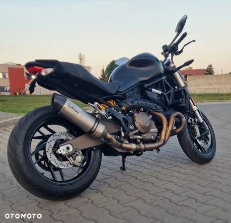 Ducati Monster - 3