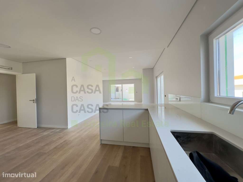 Vende Moradia T4 - Ericeira, A Casa das Casas - Grande imagem: 5/15