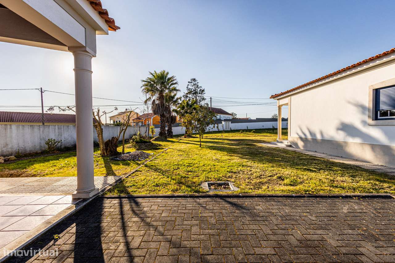 MORADIA T4 TÉRREA + GARAGEM + TERTÚLIA-7
