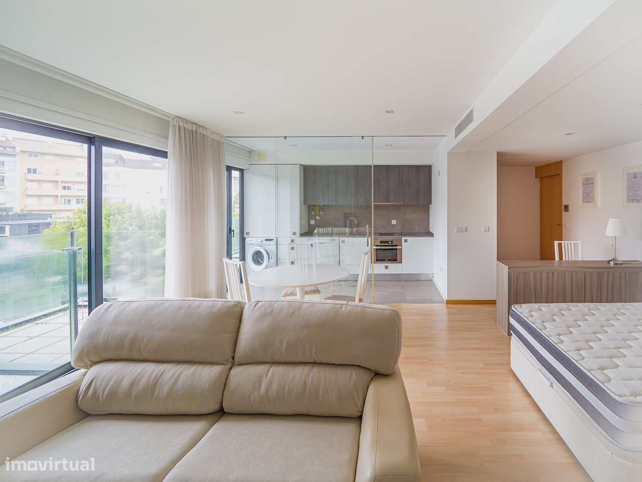 Apartamento T0 Mobilado, Glória e Vera Cruz - Grande imagem: 4/30