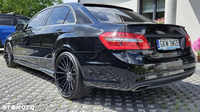 Mercedes-Benz Klasa E 350 BlueEFFICIENCY 7G-TRONIC Avantgarde - 4