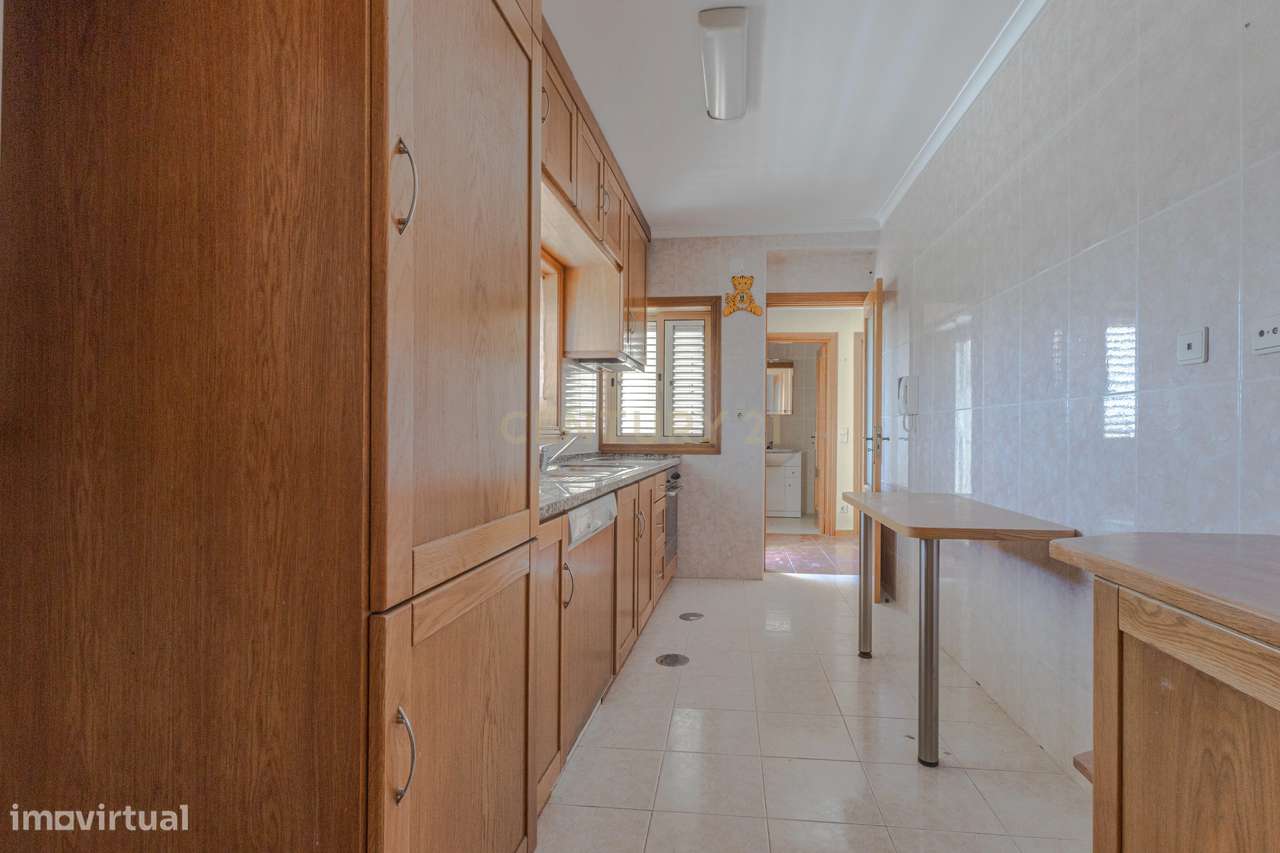 Soberbo Apartamento T2 com Vista Mar Canidelo-15