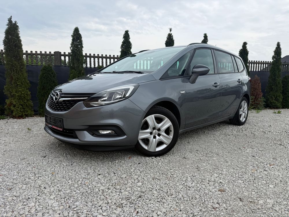 Opel Zafira C 2017