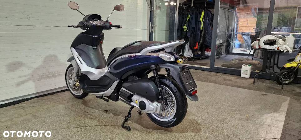 Piaggio Beverly - 20