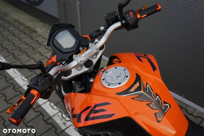 KTM Duke - 13