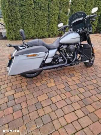 Harley-Davidson Touring Road King - 4